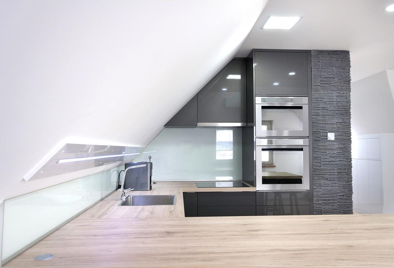Shambala Apartman Тихань Экстерьер фото